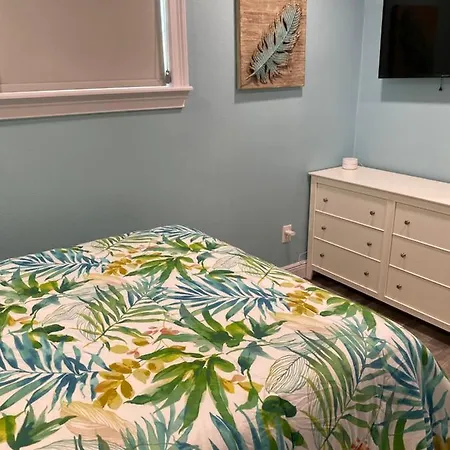 South Padre Island Beach House Retreat Downstairs-3